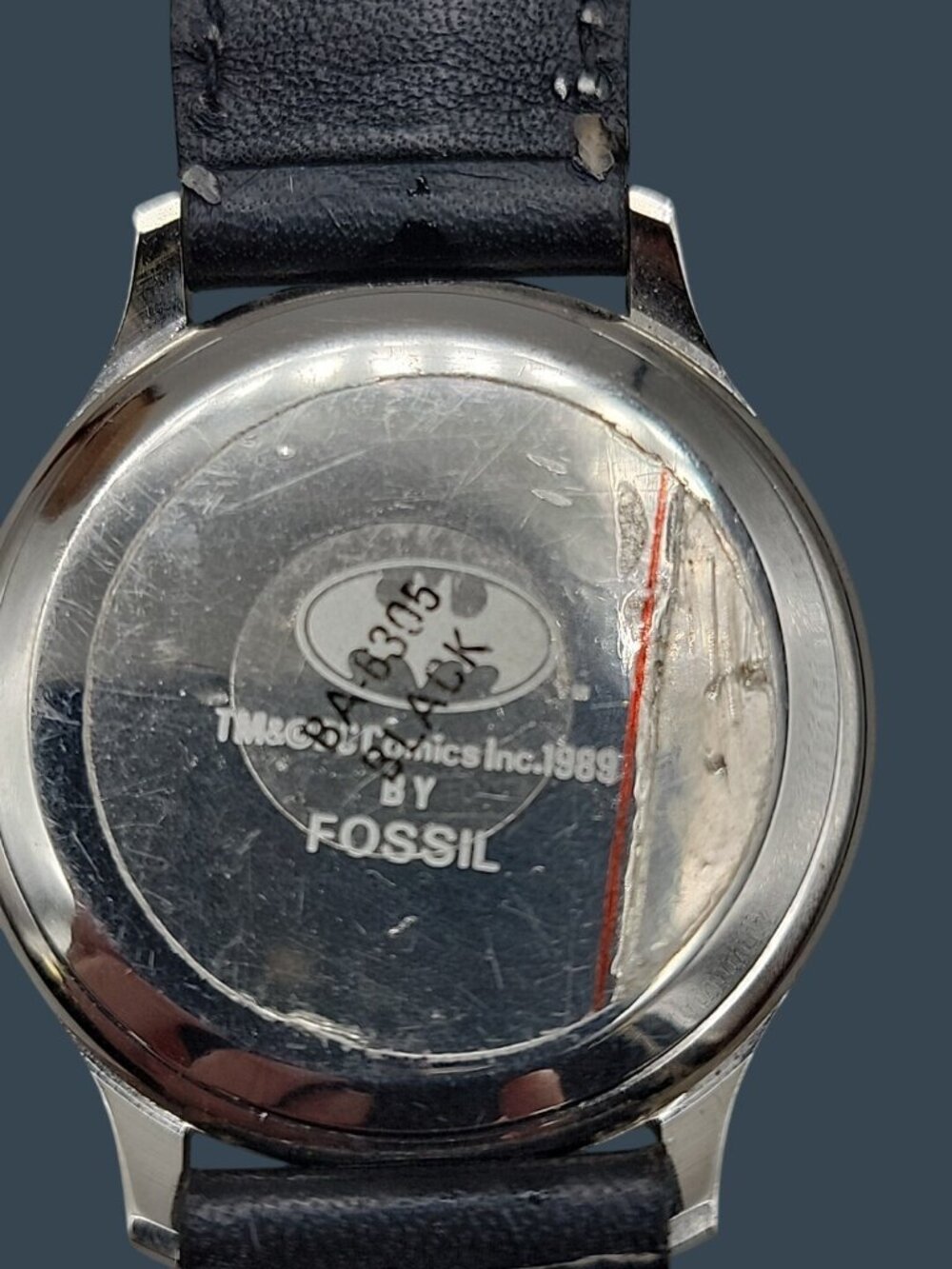 DC COMICS by 1989 Fossil Batman Unisex Watch 7.5 Black Leather Band 36mm BA-6315 - Picture 13 of 16